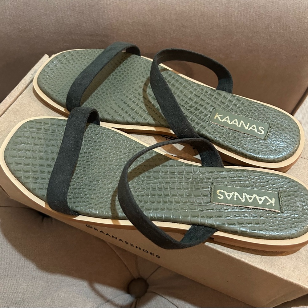 Kaanas Olive Leather Sandals for Women